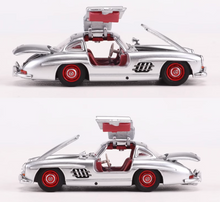 Load image into Gallery viewer, BSC 1:64 Silver 1955 300SL Coupe Sports Classic Model Diecast Metal Car New Collection