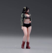 Load image into Gallery viewer, 1:64 Painted Figure Model Miniature Resin Sand Diorama Cool Pretty Girl Beauty