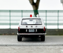 Load image into Gallery viewer, Tarmac 1:64 Datsun Bluebird 510 Wagon Police Sport Model Diecast Metal Car New Collection