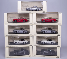 Load image into Gallery viewer, GFCC 1:64 1960 300SL Roadster Classic Sports Model Diecast Metal Car