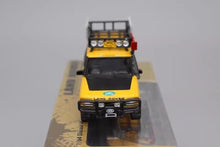 Load image into Gallery viewer, BM 1:64 Discovery 1 Camel Classic SUV Sports Model Diecast Metal Car