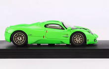 Load image into Gallery viewer, RM 1:64 Green Utopia Racing Sports Model Diecast Metal Car New Collection