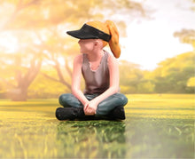 Load image into Gallery viewer, 1:64 Painted Figure Model Miniature Resin Diorama Toy Sand Kid Girl Child Cute