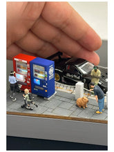 Load image into Gallery viewer, 1:64 Painted Figure Model Miniature Resin Diorama Toy Sand Vending Machine