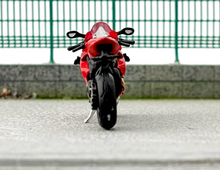 Load image into Gallery viewer, MINIGT 1:64 Red Panigale V4 Girl Figure Motorcycle Model Diecast Metal New Collection 682