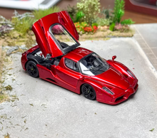 Load image into Gallery viewer, King 1:64 Red Black Rims ENZO Racing Sports Model Diecast Metal Car New Collection