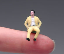 Load image into Gallery viewer, 1:64 Painted Figure Model Miniature Resin Diorama Sand Suit Man Sitting Yellow
