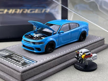 Load image into Gallery viewer, Elite 1:64 Blue Charger SRT Engine Sedan Sports Model Diecast Metal Car New Collection