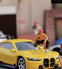 Load image into Gallery viewer, 1:64 Painted Figure Mini Model Miniature Resin Diorama BaseballBat Squatting Boy