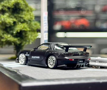 Load image into Gallery viewer, Poprace 1:64 Black RX7 FD RE Amemiya Sports Model Diecast Metal Car New Collection