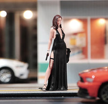 Load image into Gallery viewer, 1:64 Painted Figure Model Miniature Resin Diorama Scene Beauty Sexy Woman Killer