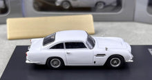 Load image into Gallery viewer, DCM 1:64 White 1964 DB5 Classic Coupe Figure Model Diecast Metal Car New