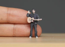 Load image into Gallery viewer, 1:64 Painted Figure Model Miniature Resin Diorama Sand Guitar Boy Man Music Toy