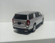 Load image into Gallery viewer, Masdi 1:64 Silver Suburban Full Size SUV Sports Model Diecast Metal Car New Collection