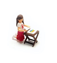 Load image into Gallery viewer, 1:64 Painted Figure Mini Model Miniature Resin Diorama Sand Kid Child Boy Girl