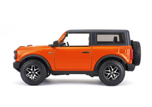 Load image into Gallery viewer, Maisto 1:24 2021 Orange FORD Bronco Badlands SUV Sports Model Diecast Metal Car BN