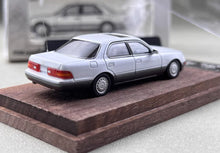 Load image into Gallery viewer, FW 1:64 White LS400 XF10 UCF10 Sedan Sports Model Diecast Metal Car New Collection