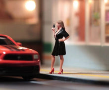 Load image into Gallery viewer, 1:64 Painted Figure Model Miniature Resin Diorama Sand Beauty Lady With Gun Collection