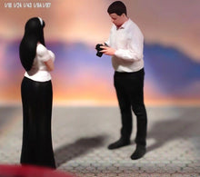 Load image into Gallery viewer, 1:64 Painted Figure Model Miniature Resin Diorama Sand Camera Man Photographer New Collection
