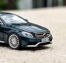 Load image into Gallery viewer, Mortal 1:64 Green CLS 63 4 Matic Sedan Sports Model Diecast Metal Car New Collection