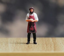 Load image into Gallery viewer, 1:64 Painted Figure Model Miniature Resin Diorama Sand Man With Apron Standing