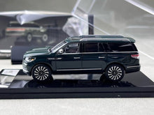 Load image into Gallery viewer, Shadow 1:64 Green Navigator L Full Sized SUV Model Diecast Metal Car New Collection