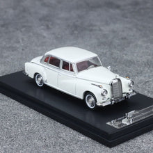Load image into Gallery viewer, GFCC 1:64 White 1959 300D Classic Vintage Sports Model Diecast Metal Car BN