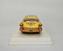 Load image into Gallery viewer, Mechanic 1:64 1959 Yellow Gold 62 Limousine Luxury Model Diecast Metal Car New Collection