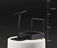 Load image into Gallery viewer, 1:64 Painted Figure Mini Model Miniature Resin Diorama Concert Conductor Rostrum New Collection