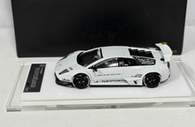 Load image into Gallery viewer, Onemodel 1:64 White LP670-4 Murcielago LB Model Diecast Resin Car New Collection