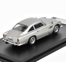 Load image into Gallery viewer, TPC 1:64 1964 DB5 Coupe Classic Vintage Sports Model Diecast Metal Car New