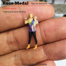 Load image into Gallery viewer, 1:64 Painted Figure Mini Model Miniature Resin Diorama Mom Holding Baby Child