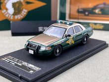 Load image into Gallery viewer, Rollin 1:64 NHSP Hampshire Police CROWN VICTORIA CV Model Diecast Metal Car