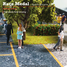 Load image into Gallery viewer, 1:64 Painted Figure Mini Model Miniature Resin Diorama Sand Lovers Couple SET