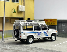 Load image into Gallery viewer, MINIGT 1:64 Defender 110 SUV Off Road Model Diecast Metal Car #558