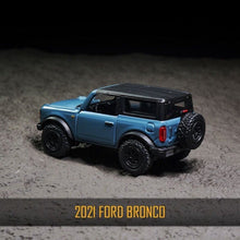 Load image into Gallery viewer, Bburago 1:64 2021 Ford Bronco SUV ORV Sports Model Diecast Metal Car New Collection