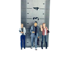 Load image into Gallery viewer, 1:64 Painted Figure Model Miniature Resin Diorama Sand Bussiness Man Lady Set New