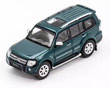 Load image into Gallery viewer, Shadow 1:64 Green Pajero V97 ORV SUV Off Sports Model Diecast Metal Car New Collecction