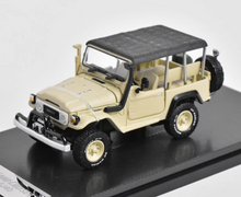 Load image into Gallery viewer, RM 1:64 Beige Land Cruiser FJ40 J40 LC40 Pickup Model Diecast Metal Car New