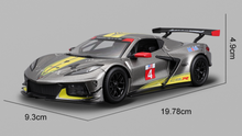 Load image into Gallery viewer, Bburago 1:24 2020 Corvette C8 Racing Sports Model Toy Diecast Metal Car