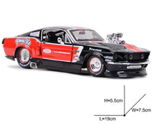 Load image into Gallery viewer, Maisto 1:24 1948 F1 Pickup 1967 Mustang GT Transport Flatbed Model Metal Car