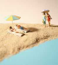 Load image into Gallery viewer, 1:64 Painted Figure Model Miniature Resin Diorama Sand Toy Beach Pool Sunbath