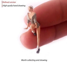 Load image into Gallery viewer, 1:64 Painted Figure Mini Model Miniature Resin Diorama Cameraman Model Shooting