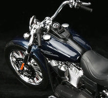 Load image into Gallery viewer, Maisto 1:12 2006 FXDBI Dyna Street Bob Model Diecast Metal Motorcycle New
