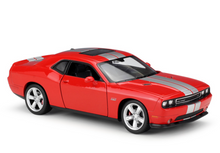 Load image into Gallery viewer, WELLY 1:24 2012 SRT Muscle Racing Sports Model Diecast Metal Car Display