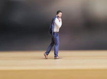 Load image into Gallery viewer, 1:24 Painted Figure Model Miniature Resin Diorama Sand Blue Suite Man Cool Guy