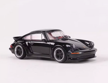 Load image into Gallery viewer, RM 1:64 Black 930 Singer Turbo Classic Sports Model Diecast Metal Car New