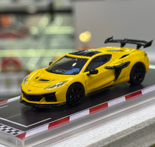 Load image into Gallery viewer, FW 1:64 Yellow C8 ZR1 Coupe Sports Model Diecast Metal Car New Collection