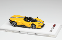 Load image into Gallery viewer, SUHE 1:64 Yellow SP3 Daytona Convertible Sports Model Diecast Resin Car New Collection