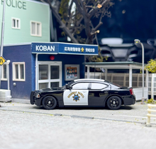 Load image into Gallery viewer, Rollin 1:64 2008 Black CHP Police Charger Muscle Model Diecast Metal Car New Collection